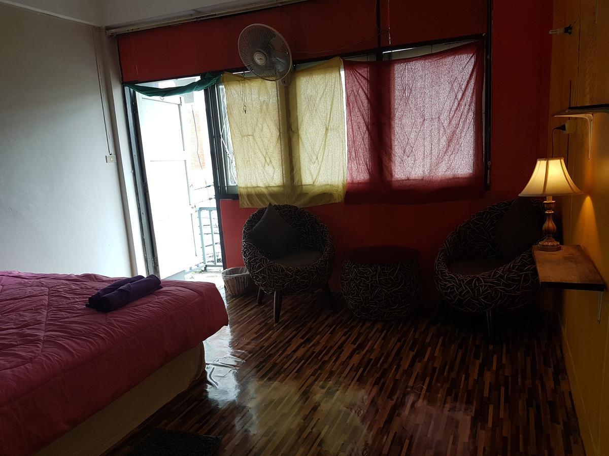 Bar 184 Party Hostel (Adults Only) Чианграй Экстерьер фото
