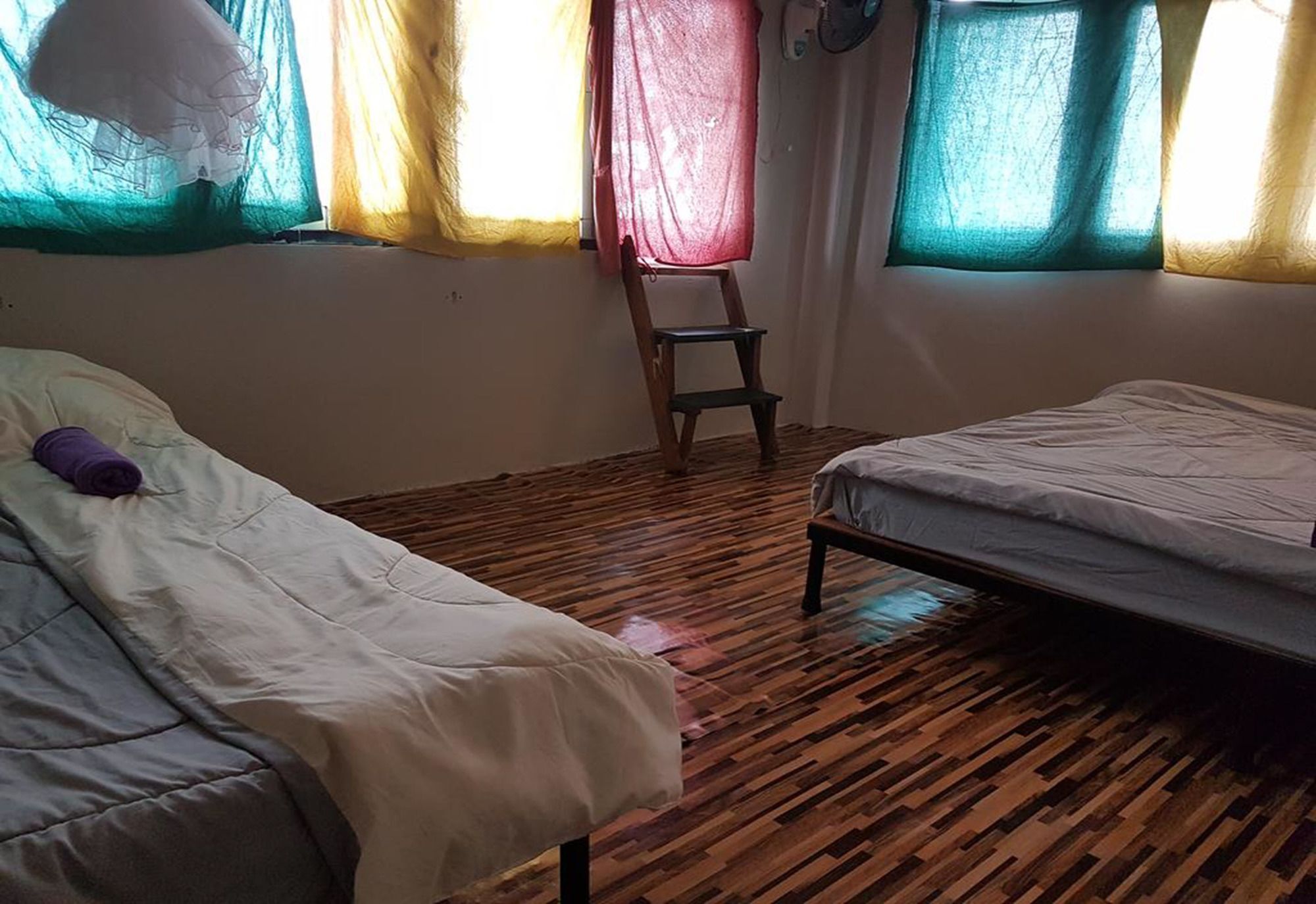 Bar 184 Party Hostel (Adults Only) Чианграй Экстерьер фото